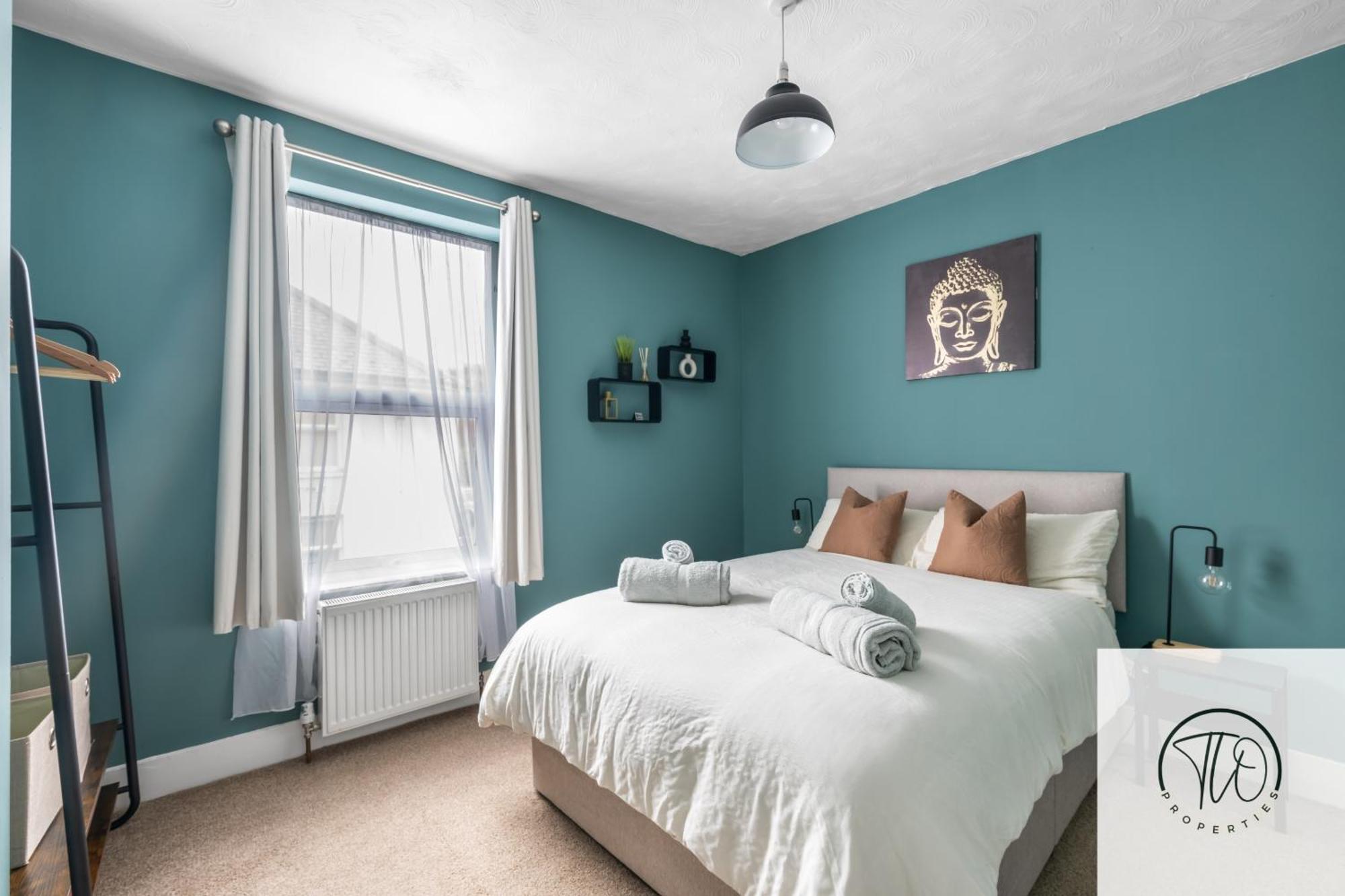 Shamrock House- 2br Housew, Garden & Wifi Holiday home
