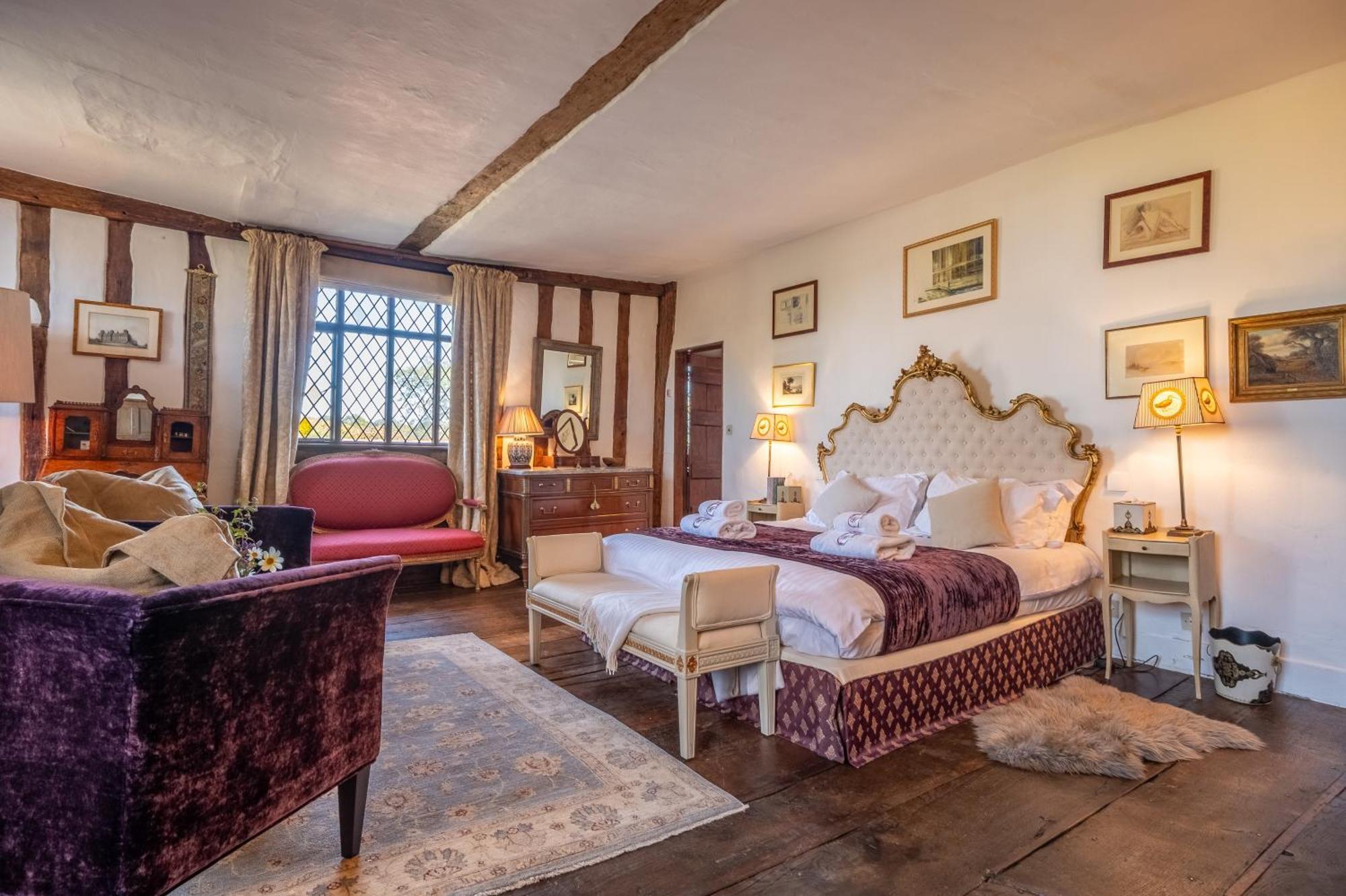 Spectacular Thousand Year Old Medieval Manor House - Flemings Hall Villa *