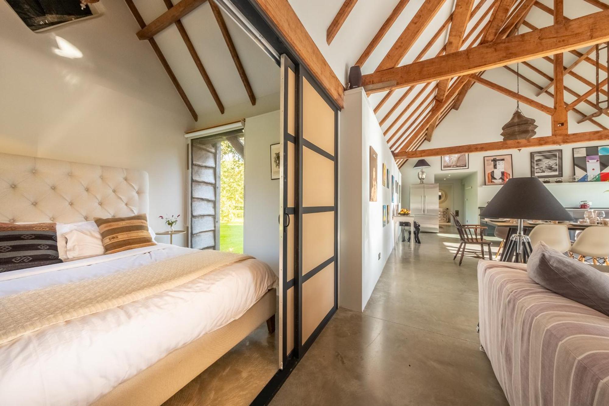 Spectacular Thousand Year Old Medieval Manor House - Flemings Hall Villa