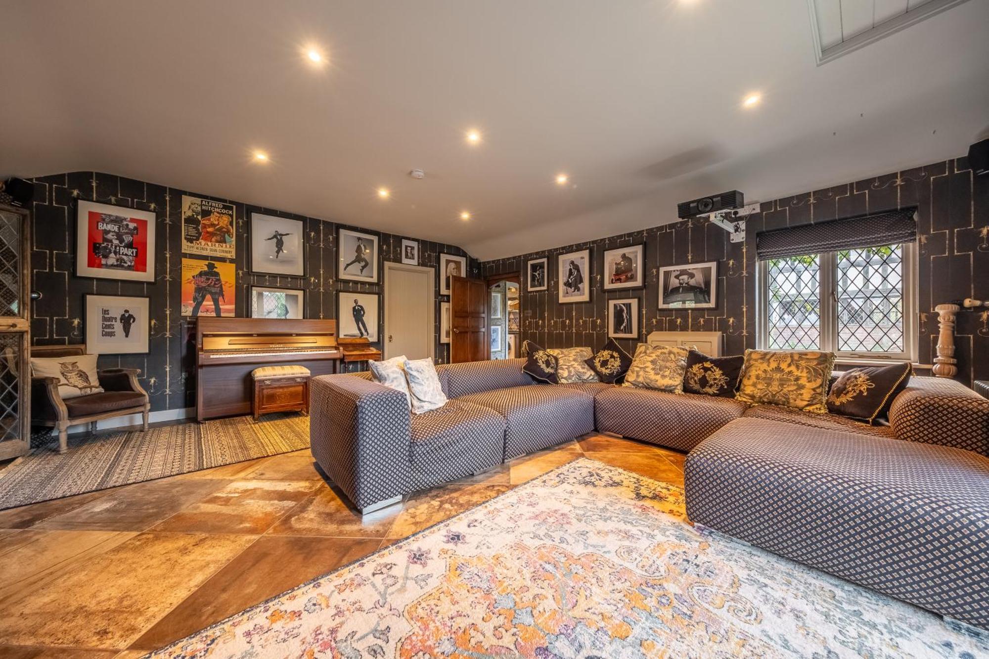 Villa Spectacular Thousand Year Old Medieval Manor House - Flemings Hall