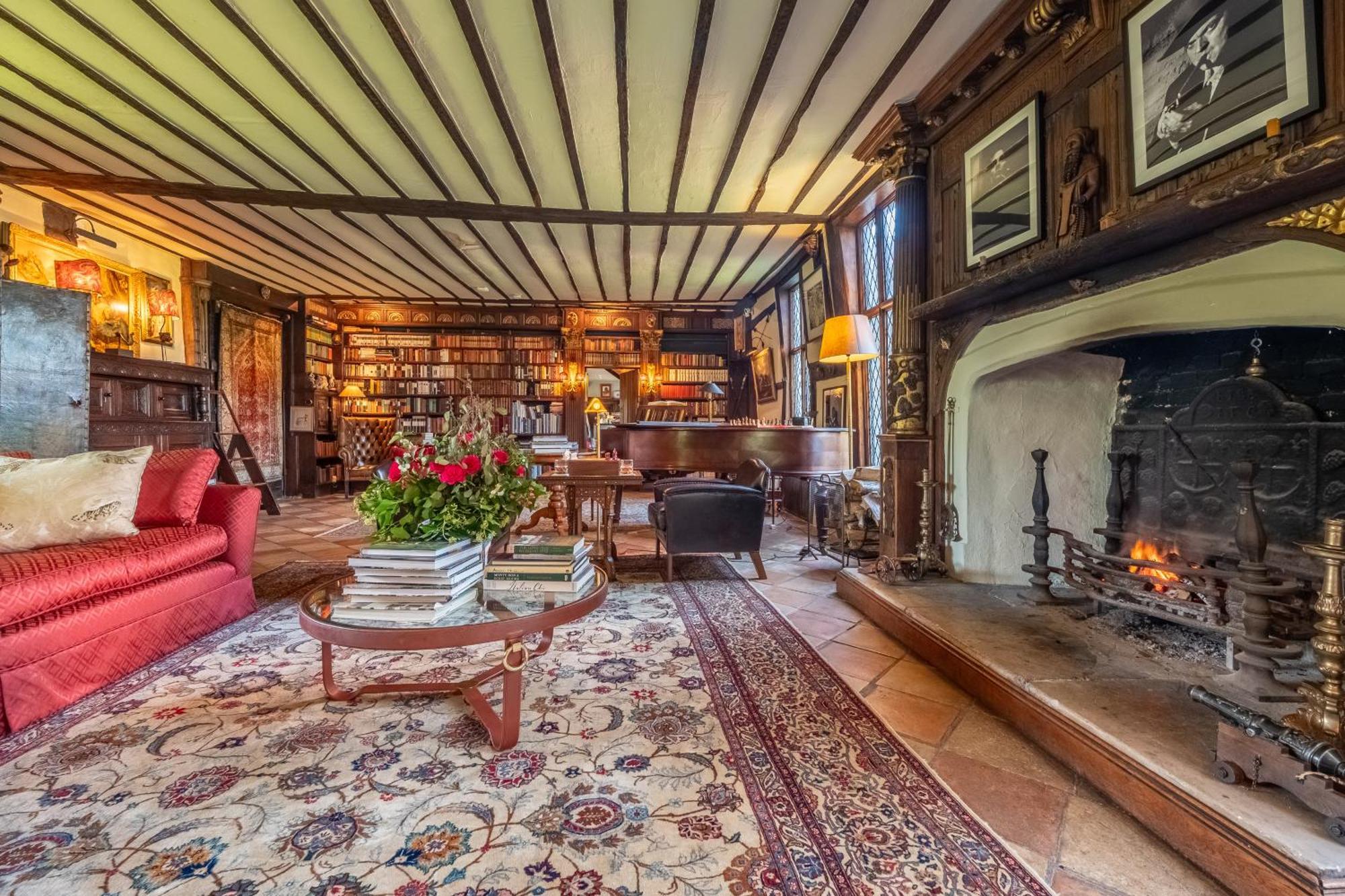 Villa Spectacular Thousand Year Old Medieval Manor House - Flemings Hall *