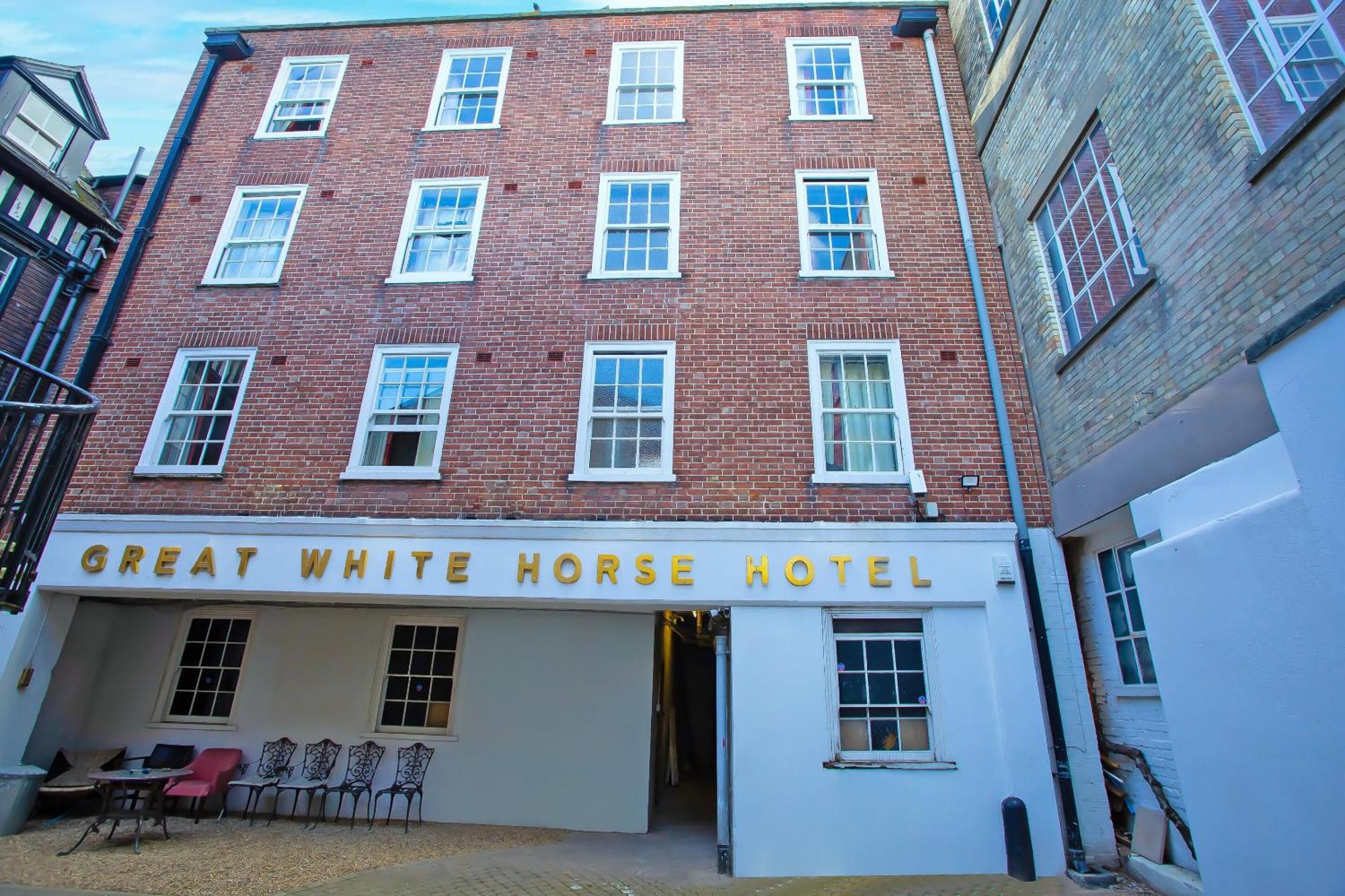 Great White Horse 2*