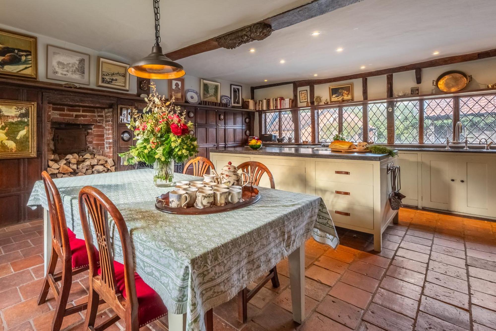 Villa Spectacular Thousand Year Old Medieval Manor House - Flemings Hall *
