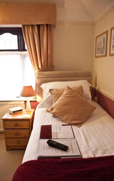 Sidegate Guest house
