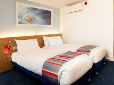 Travelodge Hotel 3*
