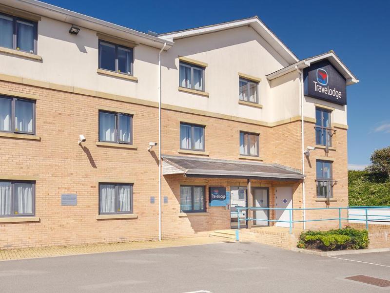 Travelodge Hotel 3*