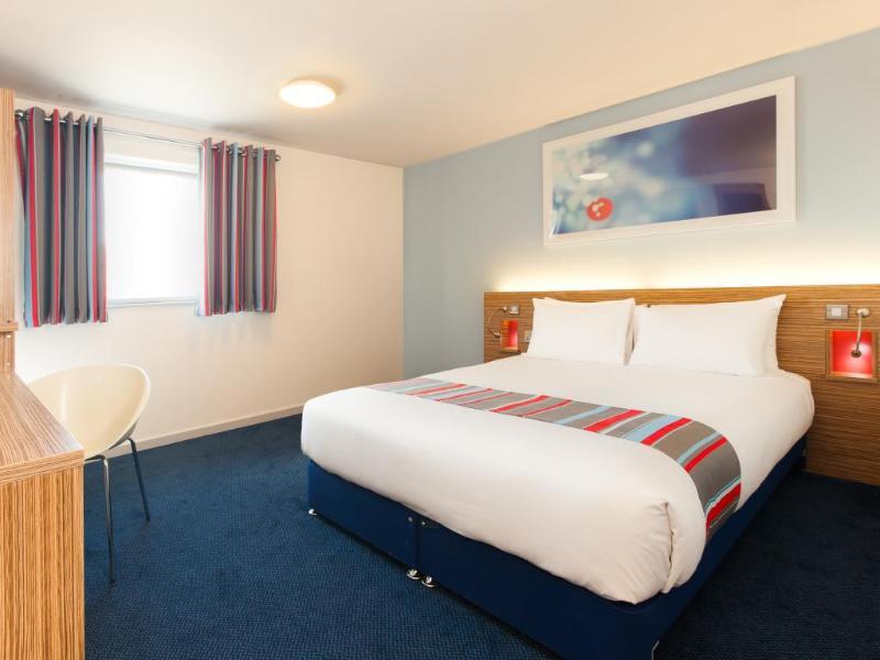 Travelodge 3*