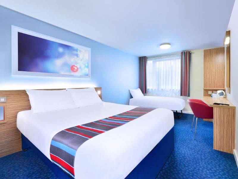 Travelodge 3*