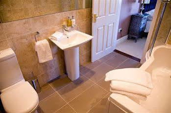 Guest house Innocence Rooms - East Ipswich