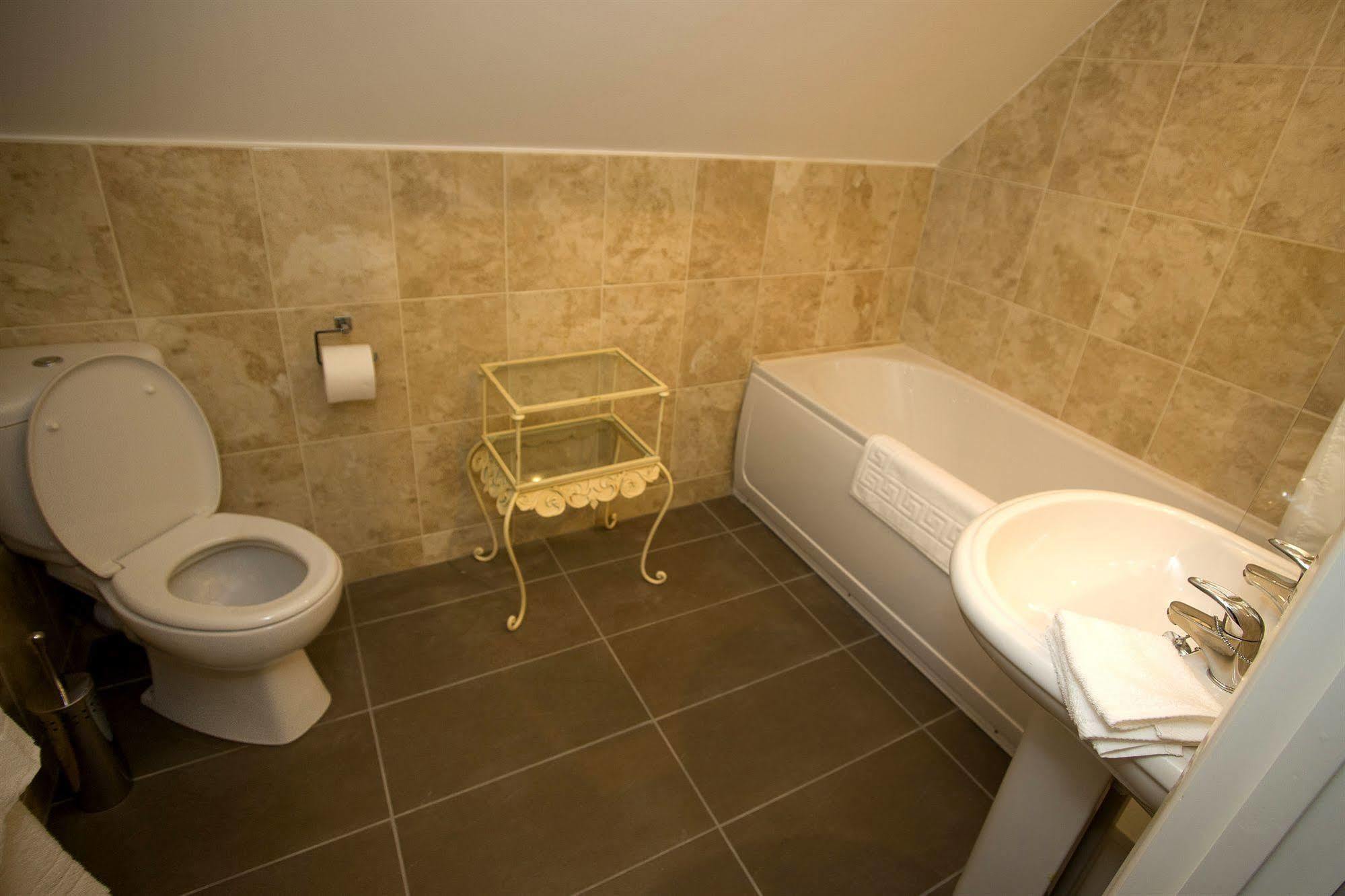Guest house Innocence Rooms - East 3*