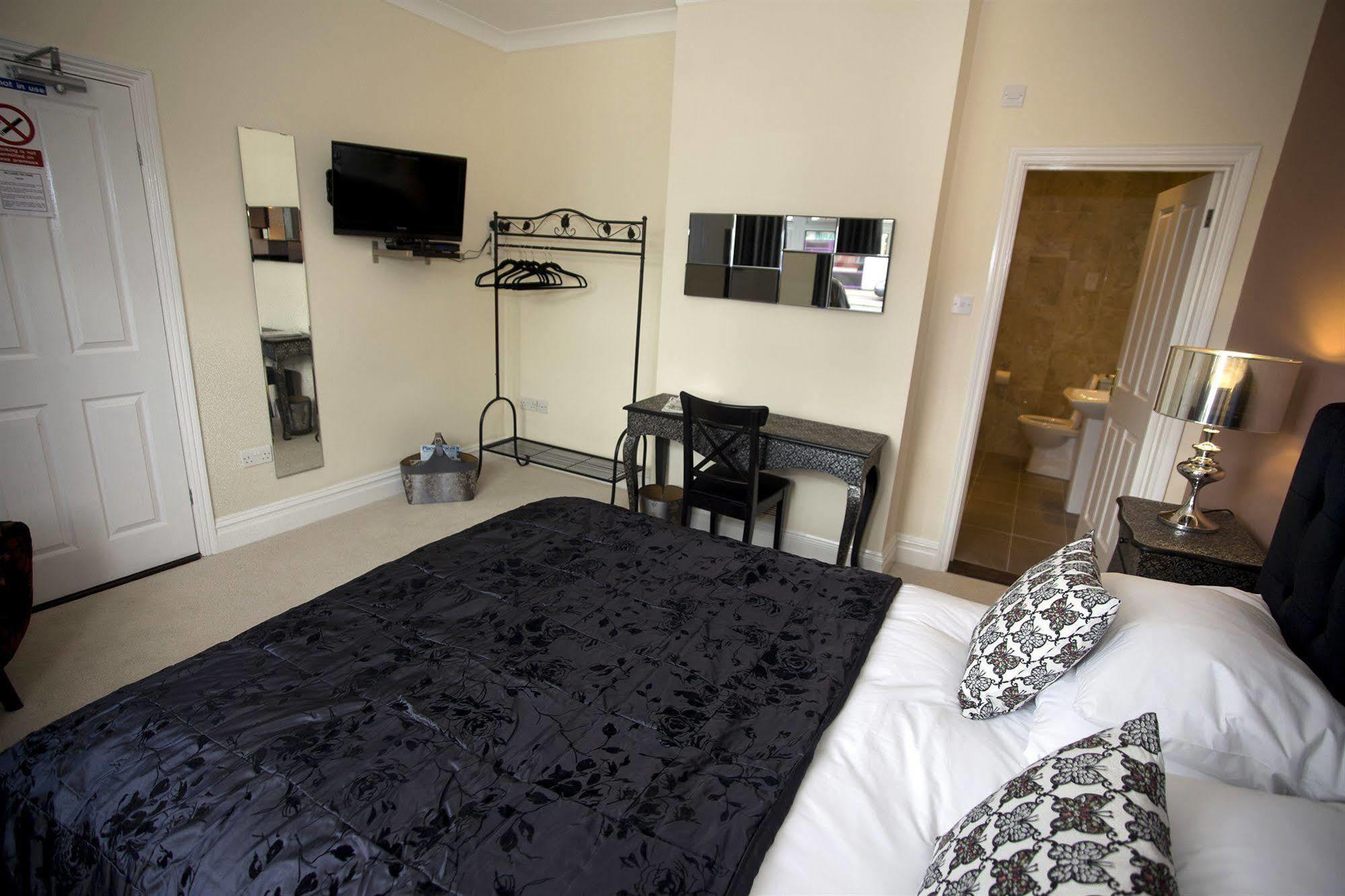 Innocence Rooms - East Ipswich
