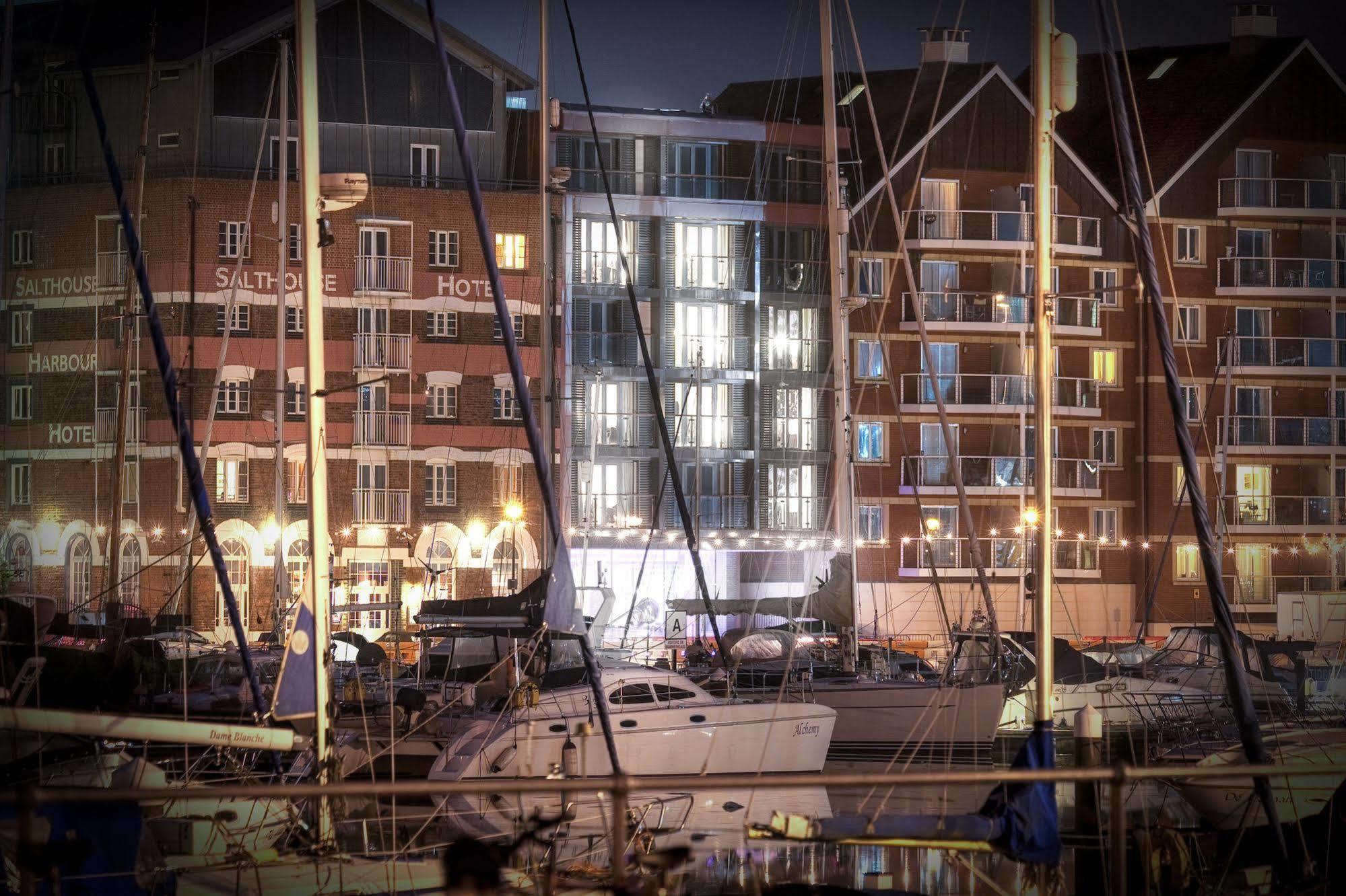 Salthouse Harbour 4*