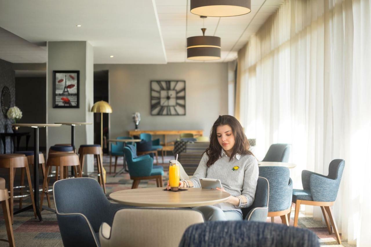 Novotel Centre Hotel 4*